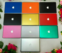 apple macbook laptops