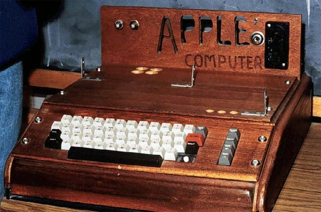first apple computer