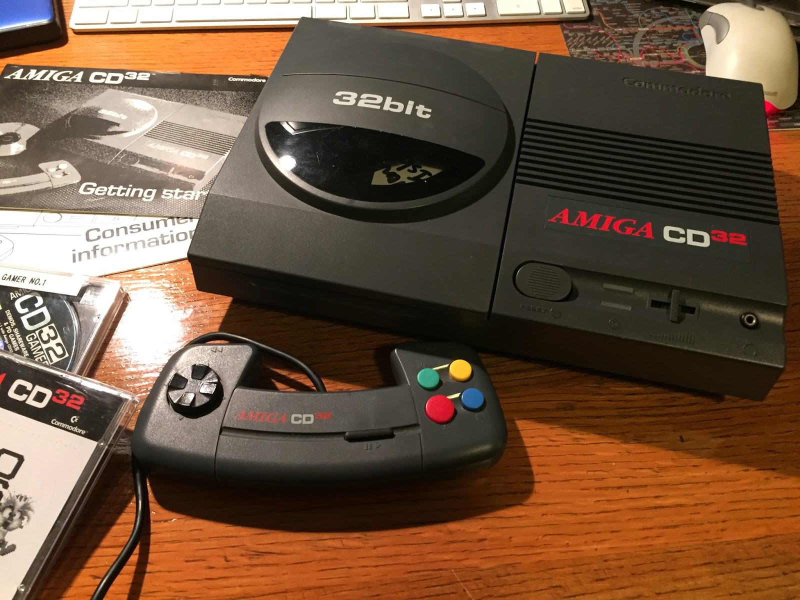 commodore cd32